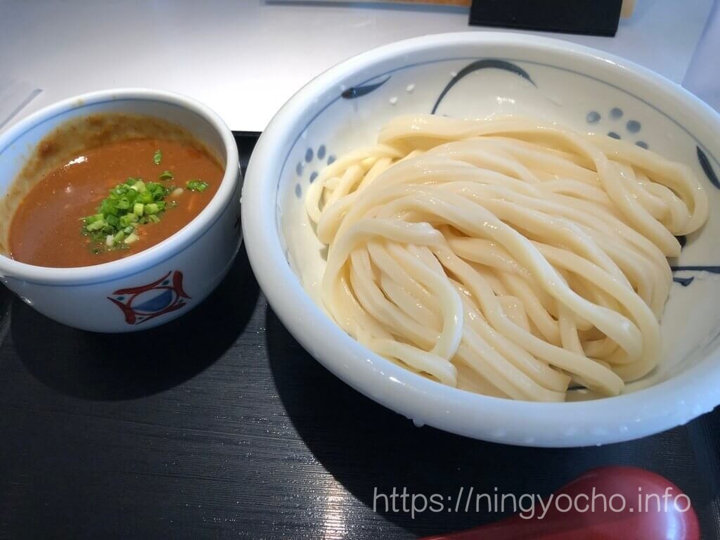 谷や